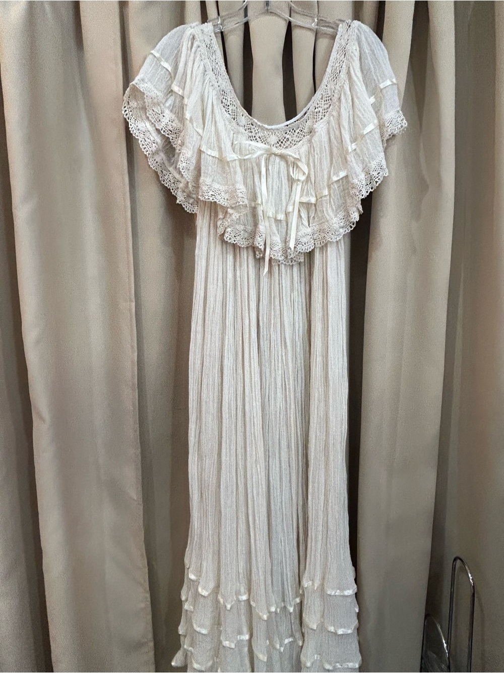 Jen's Pirate Booty/Free People Cream Crochet Peasant dress